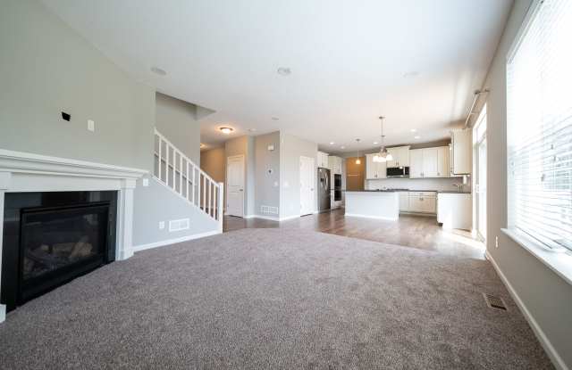 15430 Eagle Creek Way Gallery 2