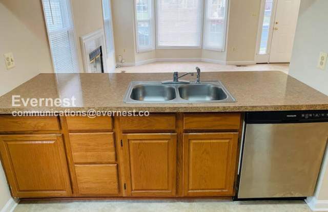 12132 Salemtown Drive Gallery 3