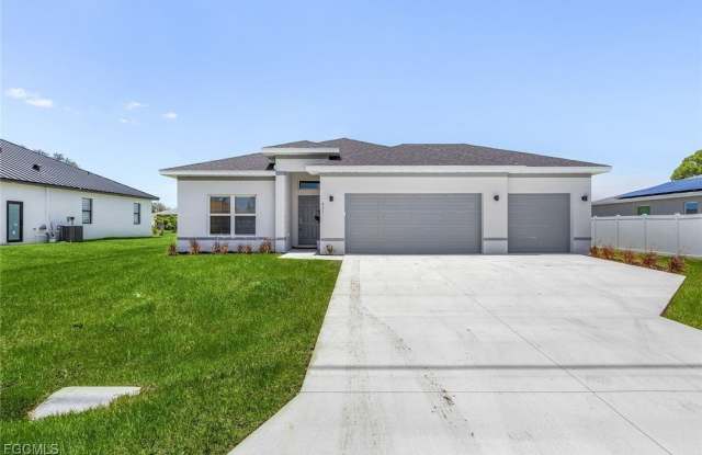 605 NW 7TH Avenue photos photos