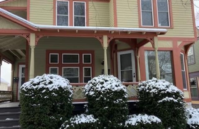 189 Circular Street - 189 Circular Street, Saratoga Springs, NY 12866