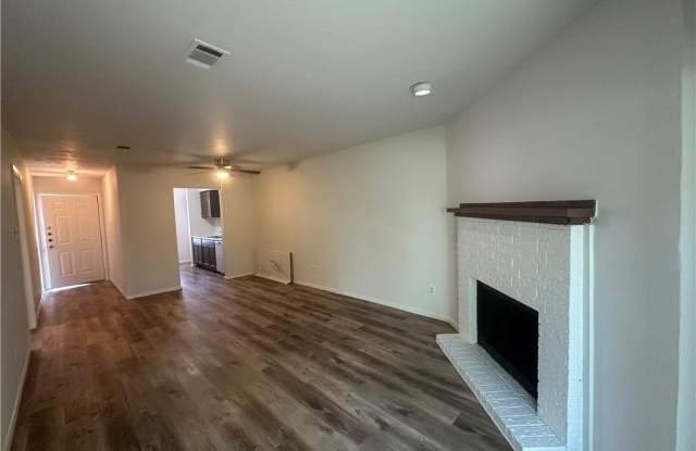 2411 Long Drive Gallery 3
