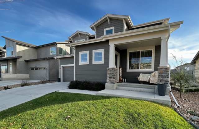 Modern 3 Bed, 2.5 Bath House in North Fort Collins! Available ASAP! photos photos