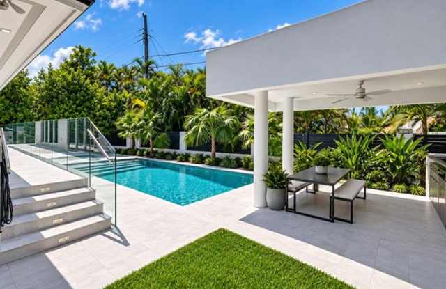 1920 SW 32nd Pl # 1920, Miami, FL 33145 Gallery 4