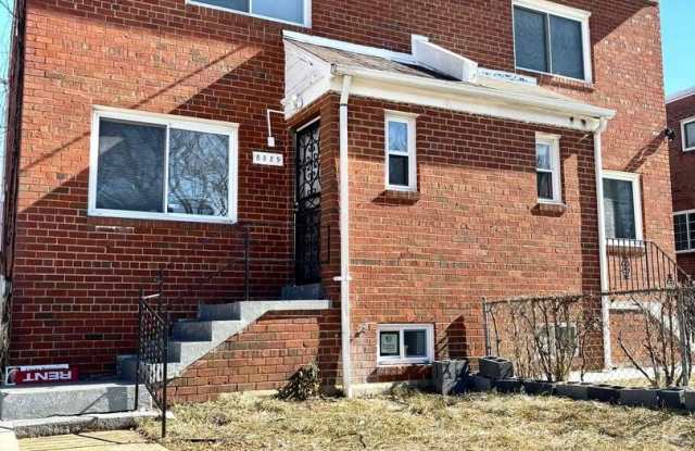 8329 NAVAHOE DR - 8329 Navahoe Drive, Langley Park, MD 20903