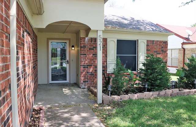 521 Myrtle Drive Gallery 2