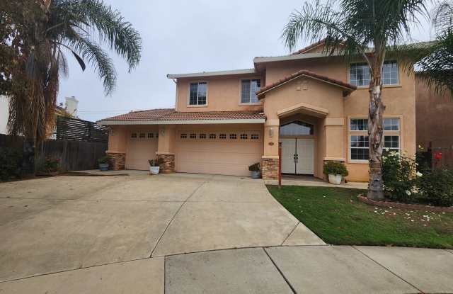 2469 De Beers Court photos photos