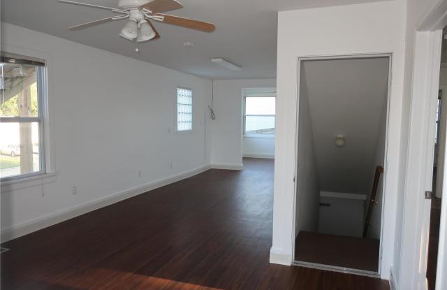 7063 State Road Bb Gallery 3
