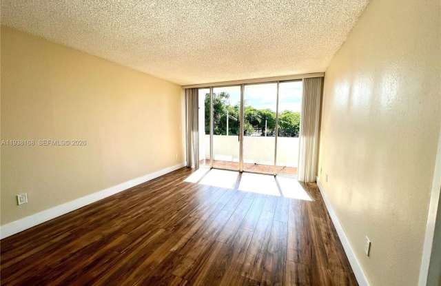 2160 SW 16th Ave photos photos