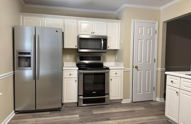 113 Harvestwood Drive Gallery 2