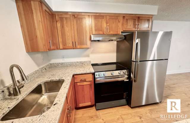 855 E. 9th Street photos photos