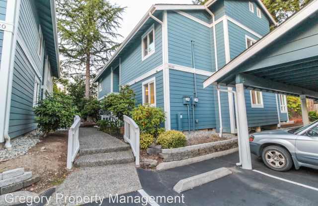 3030 125th Ave SE  #4 - 3030 125th Avenue Southeast, Bellevue, WA 98005