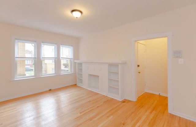 4420 N St Louis - 4420 N Saint Louis Ave, Chicago, IL 60625