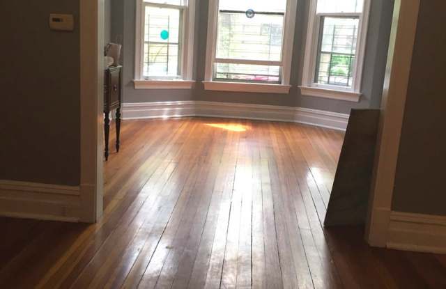 1426 West Warner Avenue Gallery 4