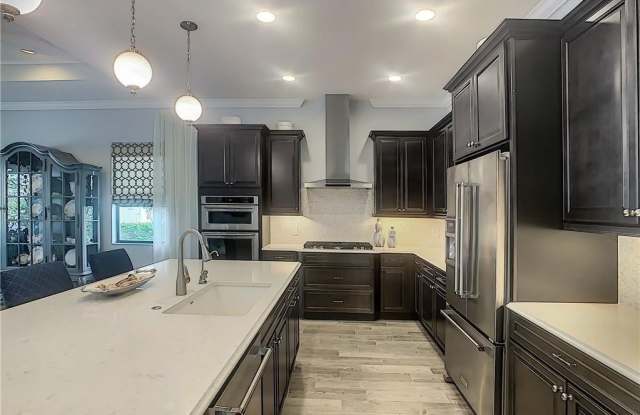 2175 Antigua Ln Gallery 4