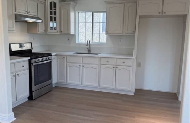 6323 S San Pedro Street photos photos