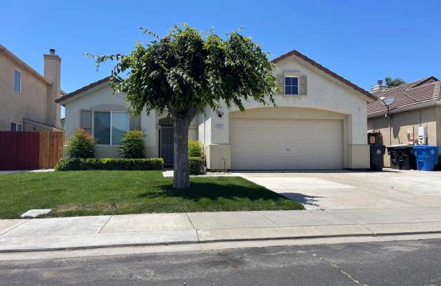 Ideal 4br/2ba single story with chefs kitchen photos photos