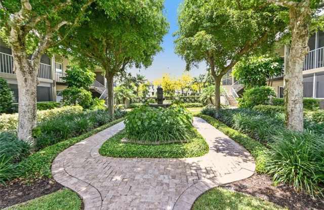 388 4TH AVE S - 388 4th Avenue South, Naples, FL 34102