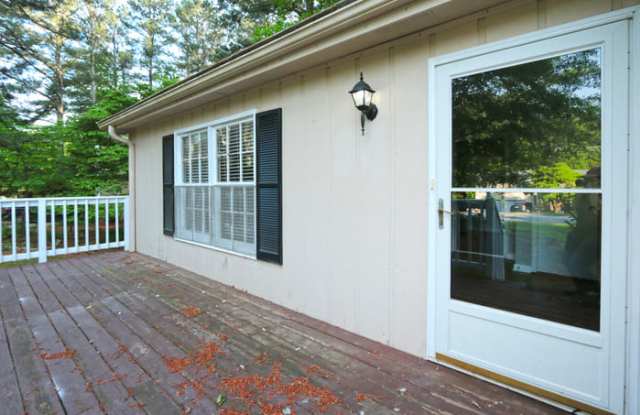4657 North Springs Road Northwest Gallery 2