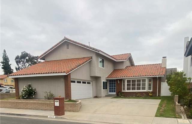 8411 Spring Circle - 8411 Spring Circle, Huntington Beach, CA 92646