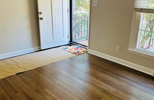 5344 Coburg Avenue Gallery 2
