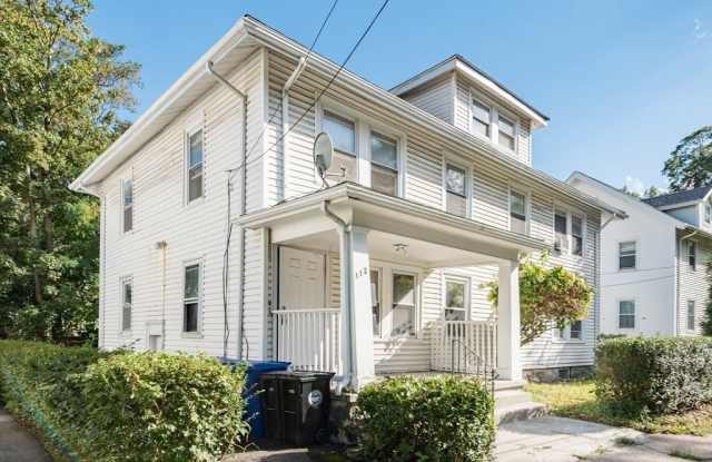 112 Brush Hill Rd unit: 2 photos photos 112 Brush Hill Rd unit: 2 photos photos