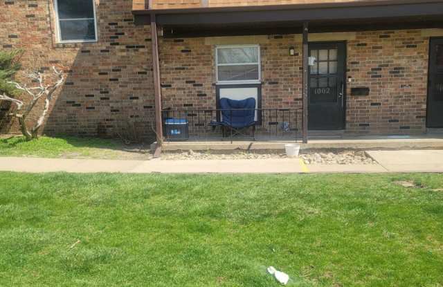 2 bedroom, 1.5 bath 2-story condo in Coralville photos photos