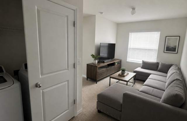 3320 Pleasant Willow Ct Gallery 2