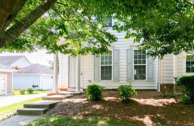Peaceful 3-Bed, 2-Bath End Unit Townhome in Powell Place photos photos