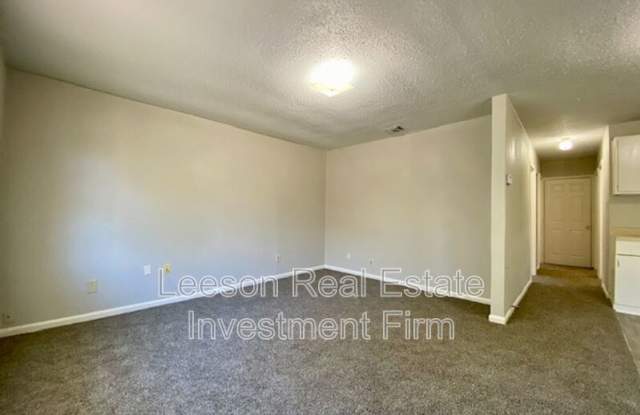 3071 Pouncey Lane Gallery 2