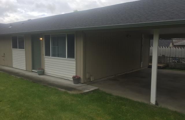 911 West 36th Street - 911 West 36th Street, Vancouver, WA 98660