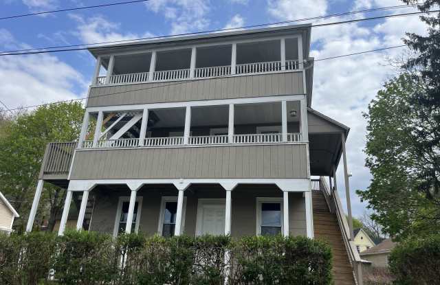 7 Rock Street - 7 Rock Street, Norwich, CT 06360