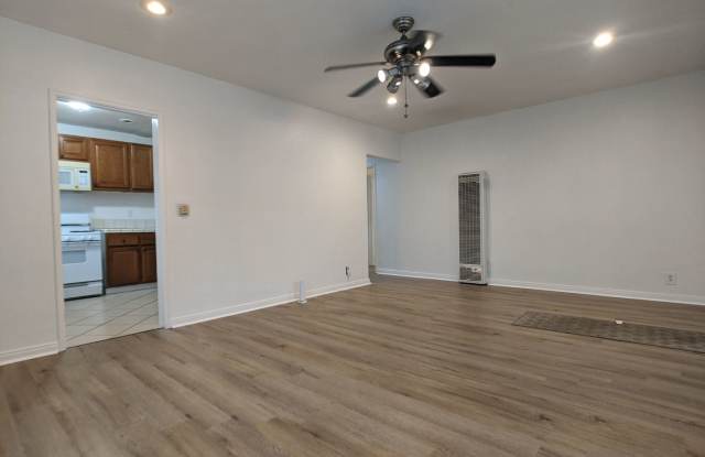 462 W. Orange Grove Ave Gallery 2