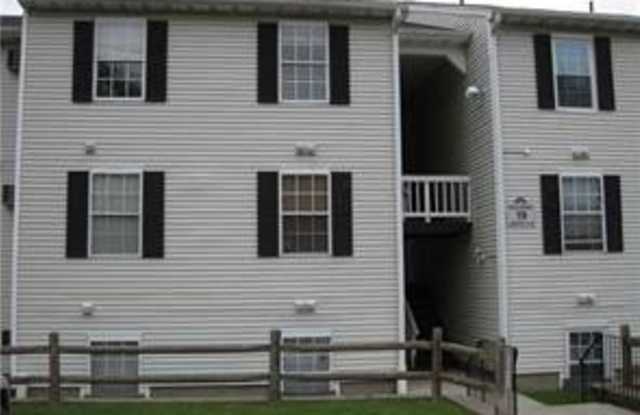 4 Lexington Hill unit: 6 photos photos