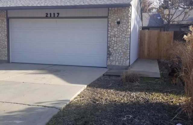 2117 Brookside Dr - 2117 Brookside Drive, Caldwell, ID 83605