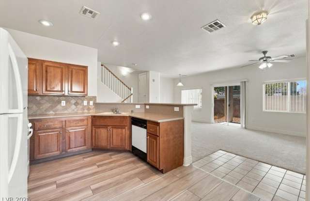 6045 Emma Bay Court Gallery 3