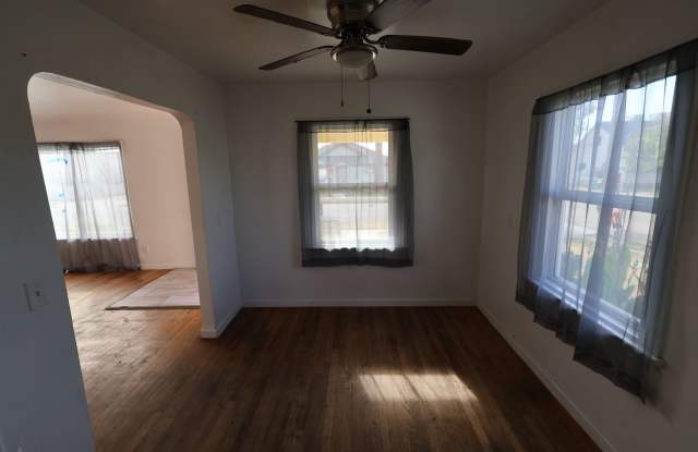 3 Bedroom 1 Bathroom House available in Oildale! Gallery 4