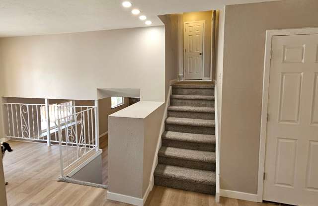 1600 S Laredo Ct Gallery 4