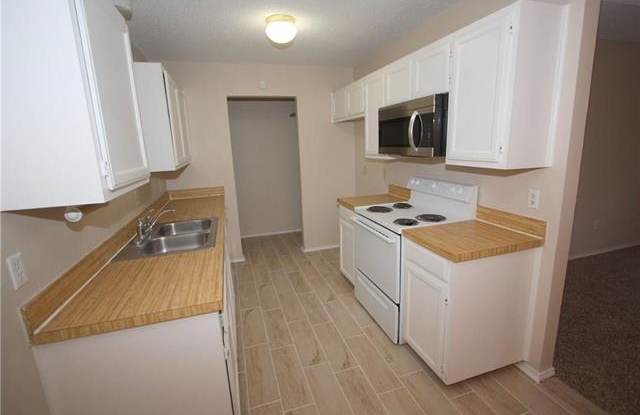 6631 Parkview Drive Gallery 4