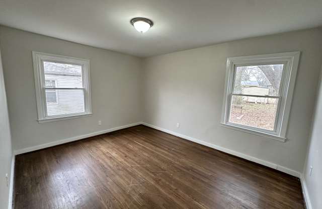 5820 Court Q Gallery 4