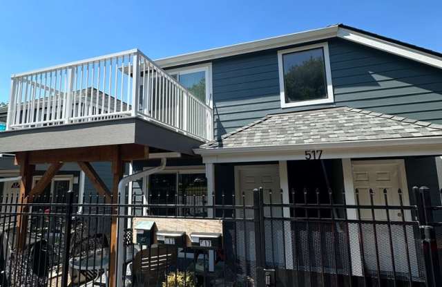 1 bedroom one bath condo in the heart of Downtown Renton photos photos