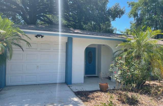 Charming 3 Bed / 2 Bath Home in Winter Springs – Move-In Ready! photos photos