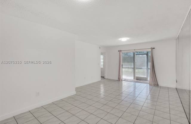426 NE 210th Cir Ter Gallery 4