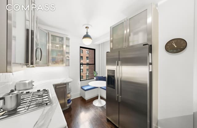 150 East 93rd Street photos photos