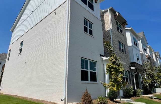 Mableton Townhome, On the Doorstep of Downtown! Gallery 4