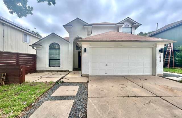 Beautiful 3/BR 2.5/BA Home with Modern Finishes and Spacious Comfort! photos photos
