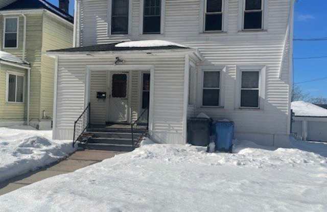 161 Newington Avenue unit: 2 photos photos