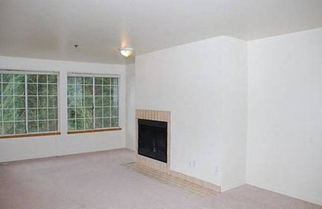 Edmonds Highlands Gallery 3
