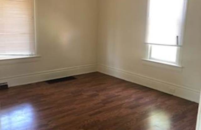 809 Lincoln Avenue Gallery 4