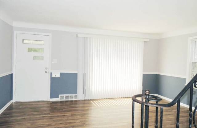 3 Bed - 1 Bath Cape Code for Rent in Maple Heights! Gallery 4