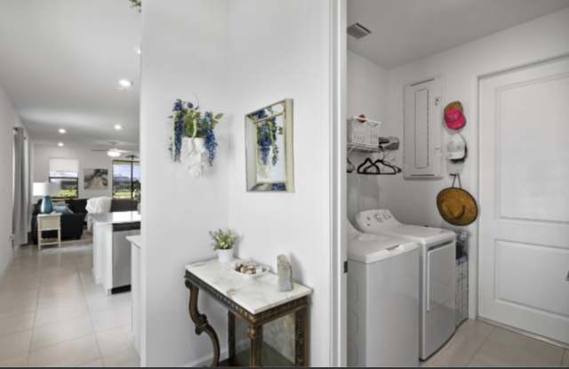 1483 Great Belt Circle Gallery 2